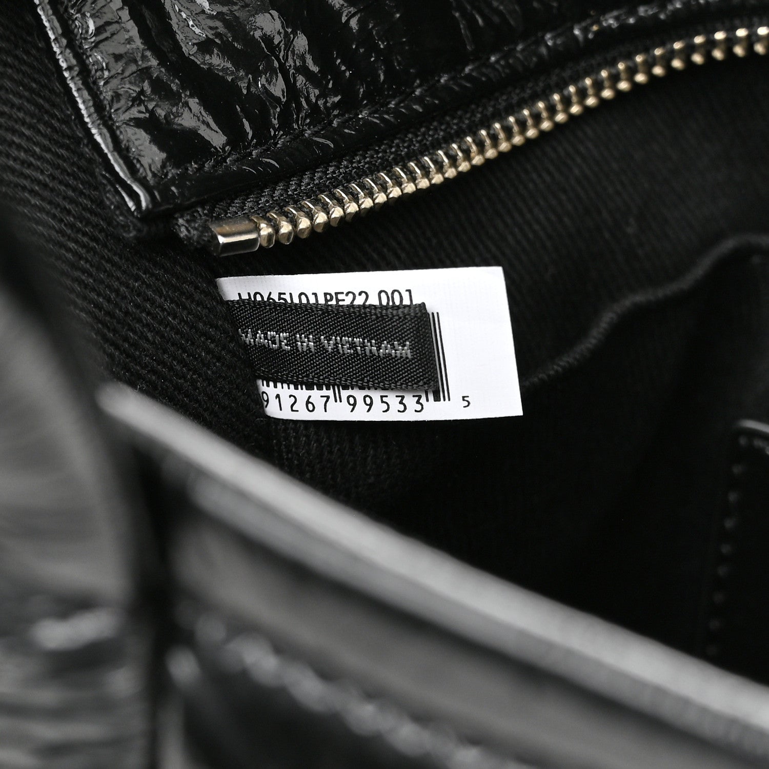 Marc Jacobs Shiny Crinkled Calfskin Small The Tote Bag Black 7 of 10