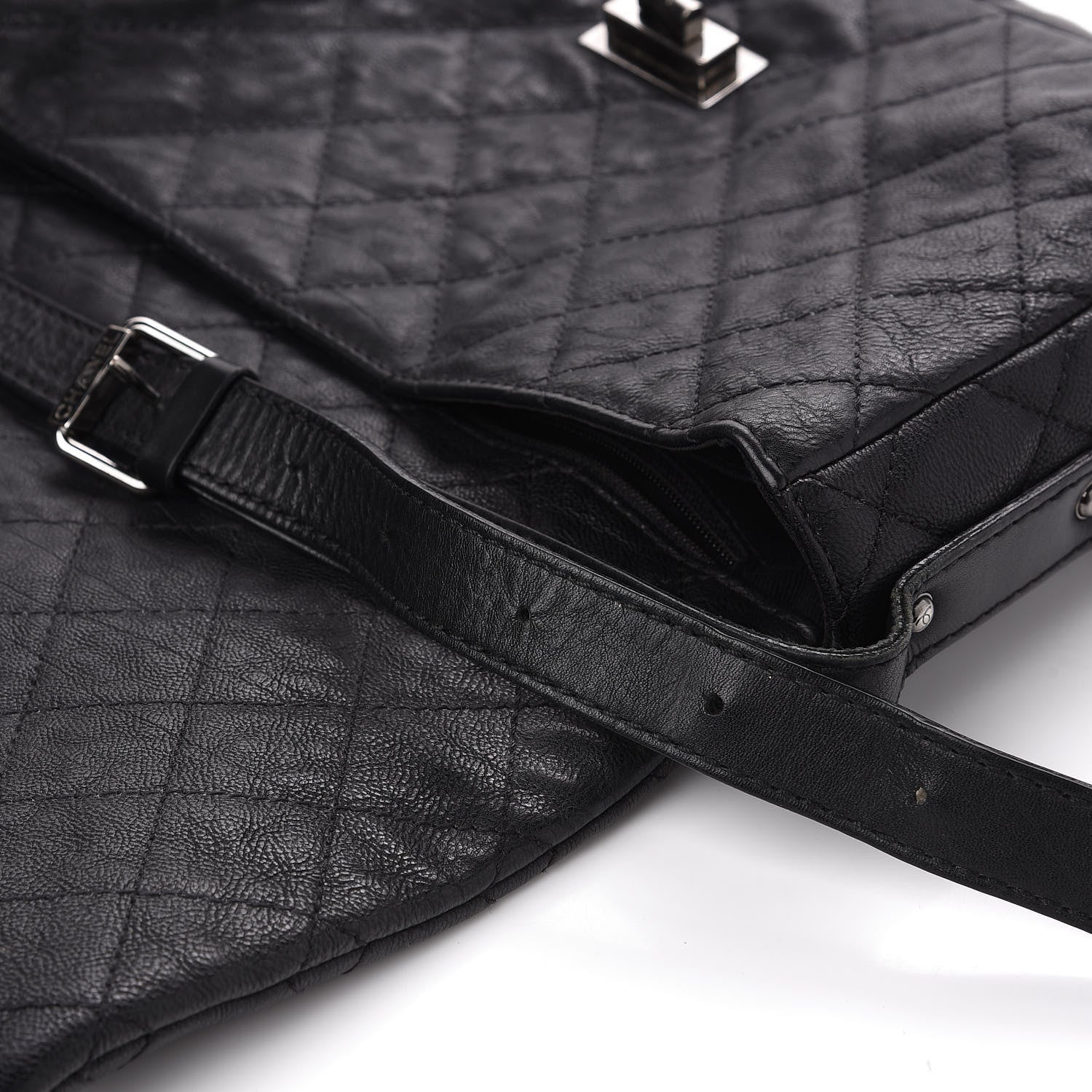 Chanel Calfskin Quilted Jumbo Easy Reissue Messenger Flap Black 11 of 13