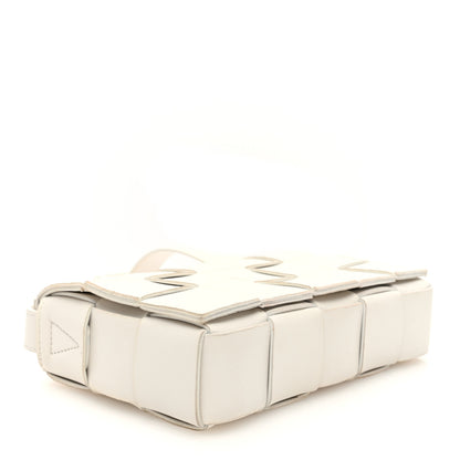 Bottega Veneta Lambskin Maxi Intrecciato Cassette Crossbody Bag White 4 of 9