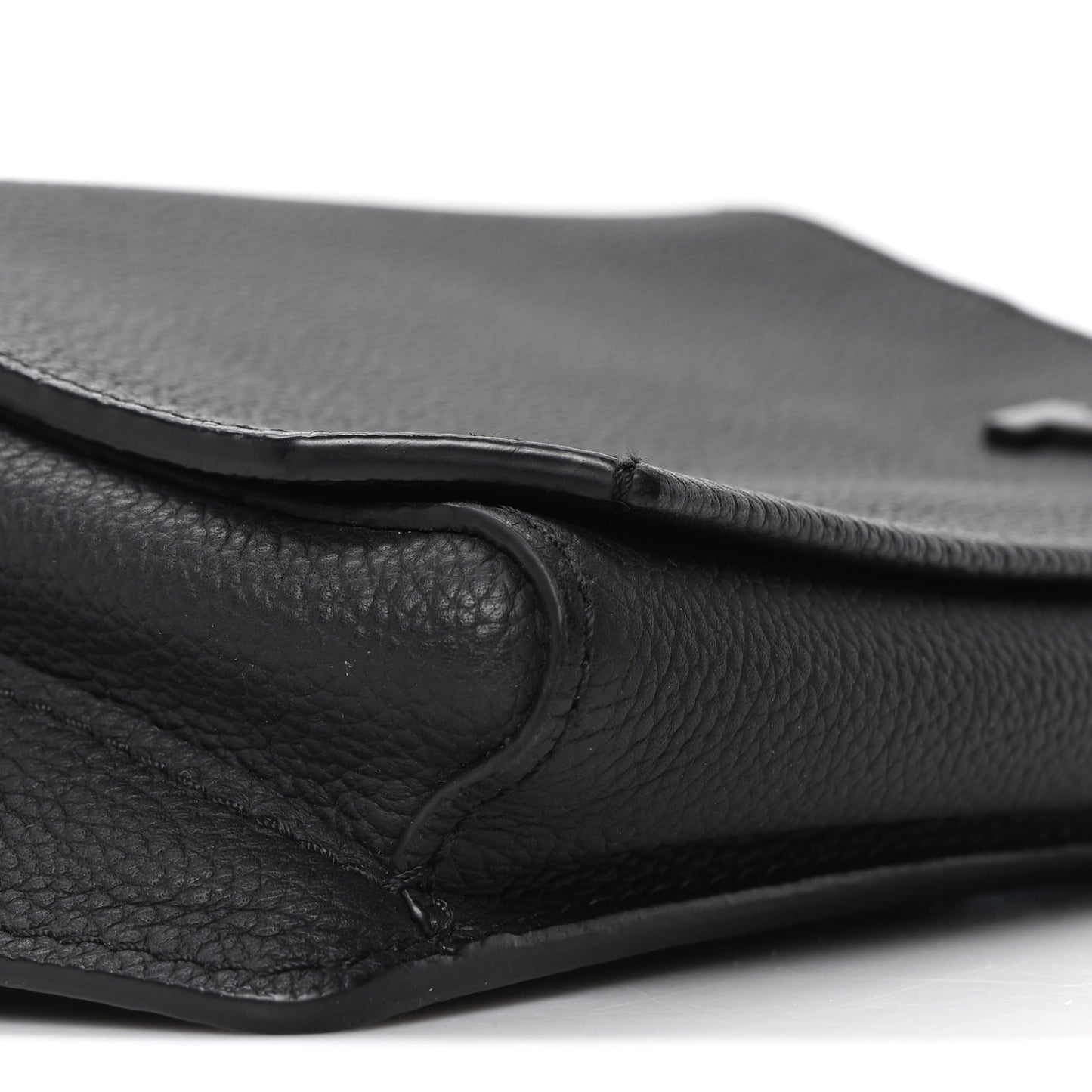 Grained Calfskin Aerogram Takeoff Sling Black