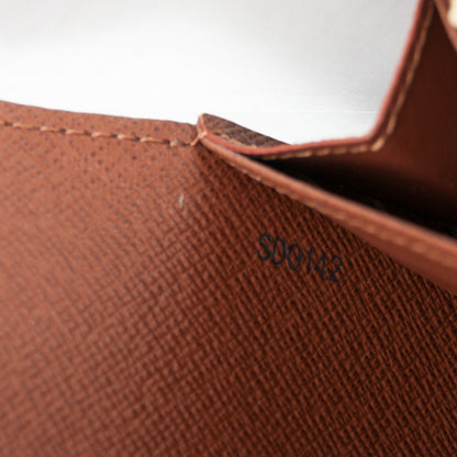 Louis Vuitton Monogram Sarah Wallet 7 of 7