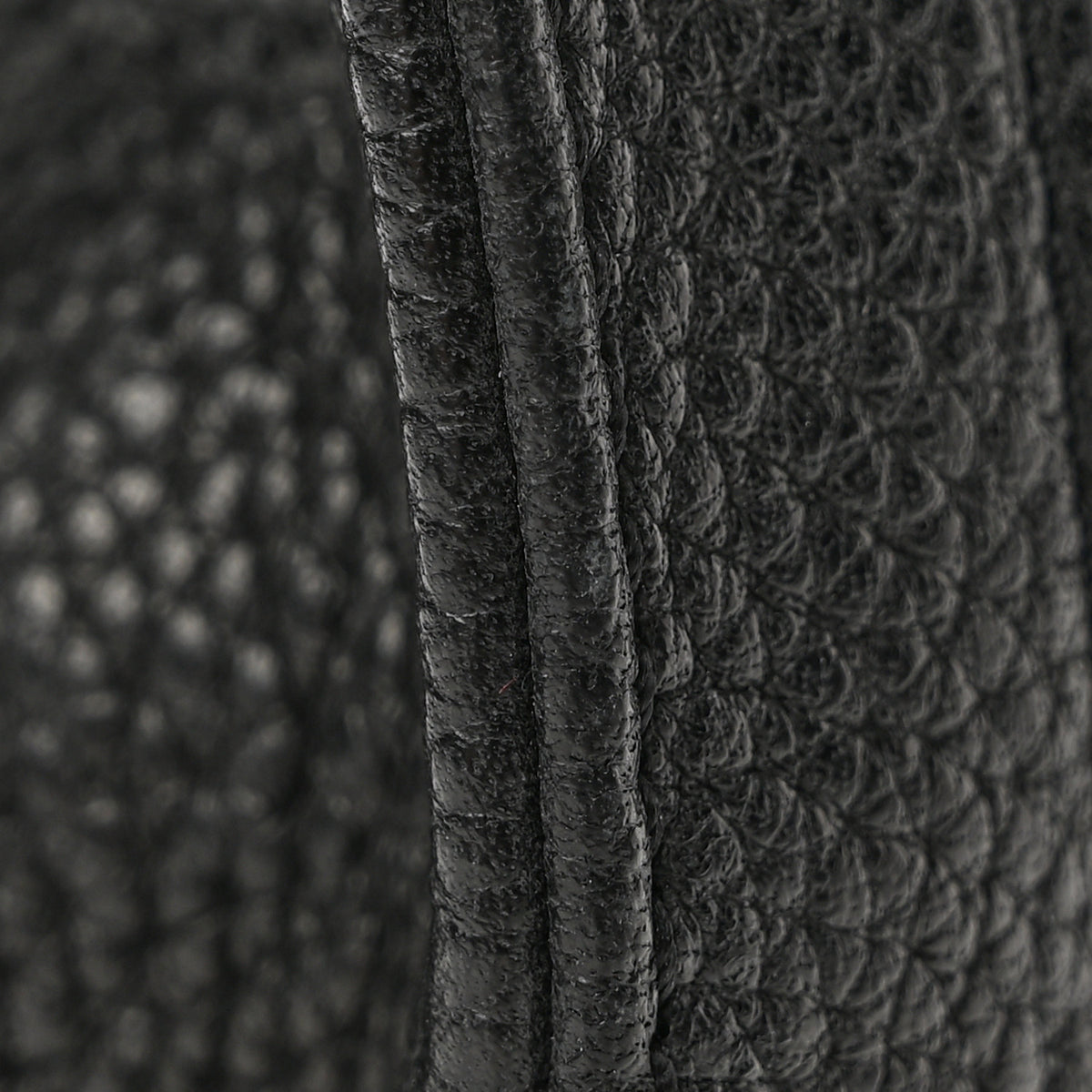 Grained Calfskin Agnes 12 Black