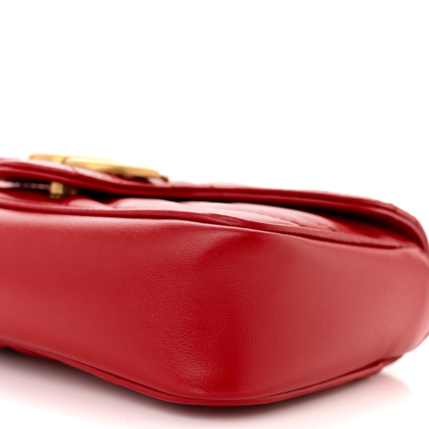 Calfskin Matelasse Super Mini GG Marmont Shoulder Bag Hibiscus Red