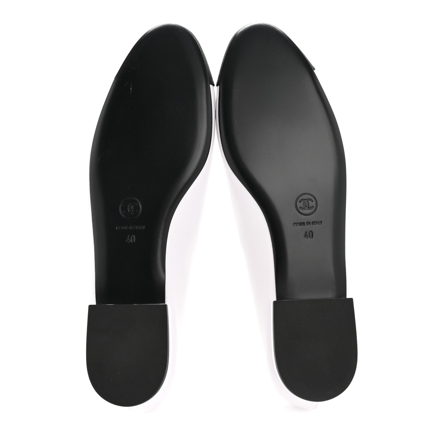 Calfskin Grosgrain Cap Toe CC Moccasin Loafers 40 White Black