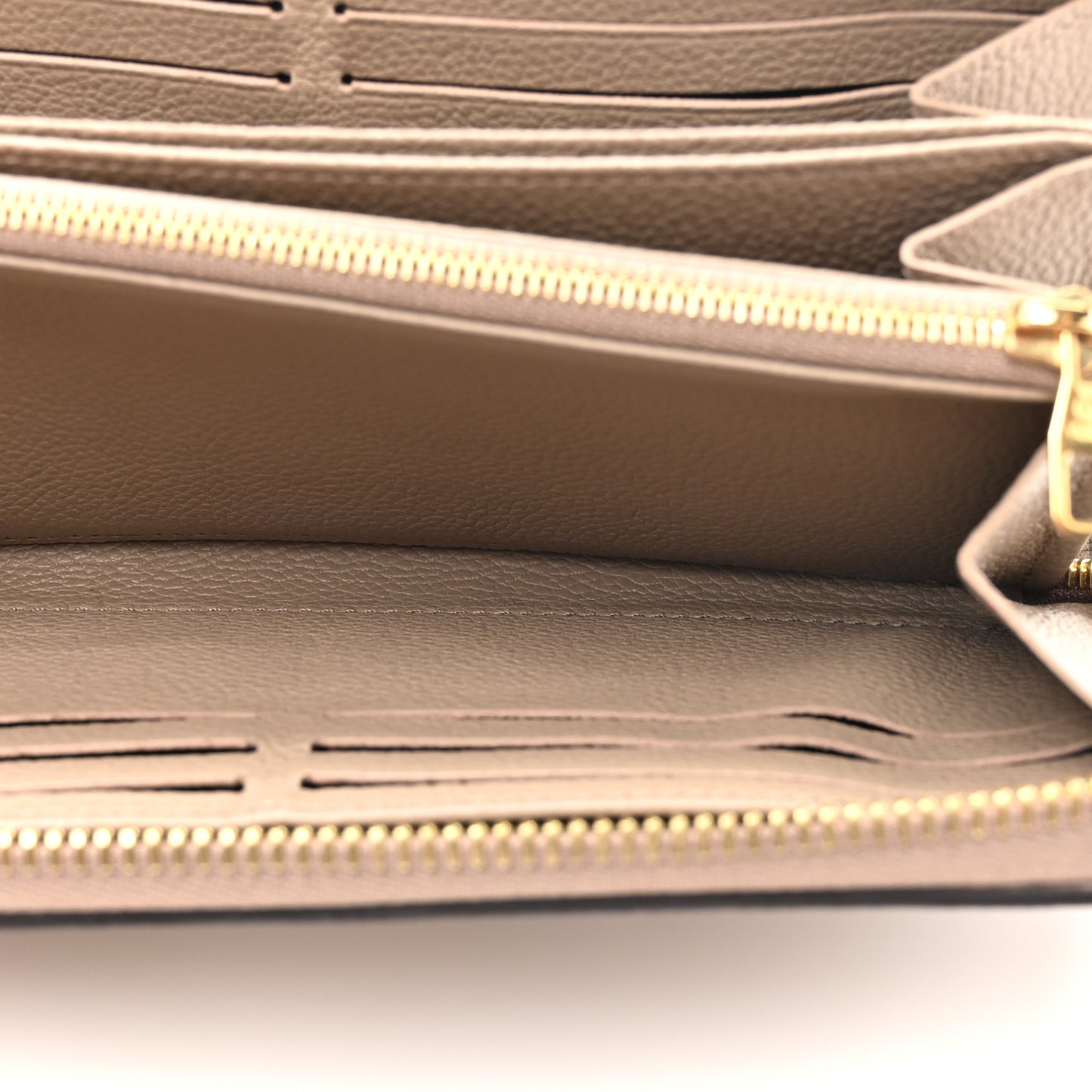 Empreinte Monogram Giant Zippy Wallet Tourterelle Creme