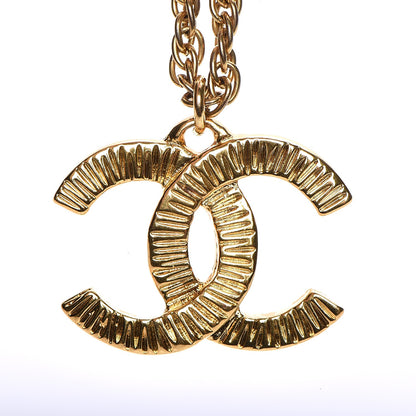 Chanel CC Chain Pendant Necklace Gold 3 of 10