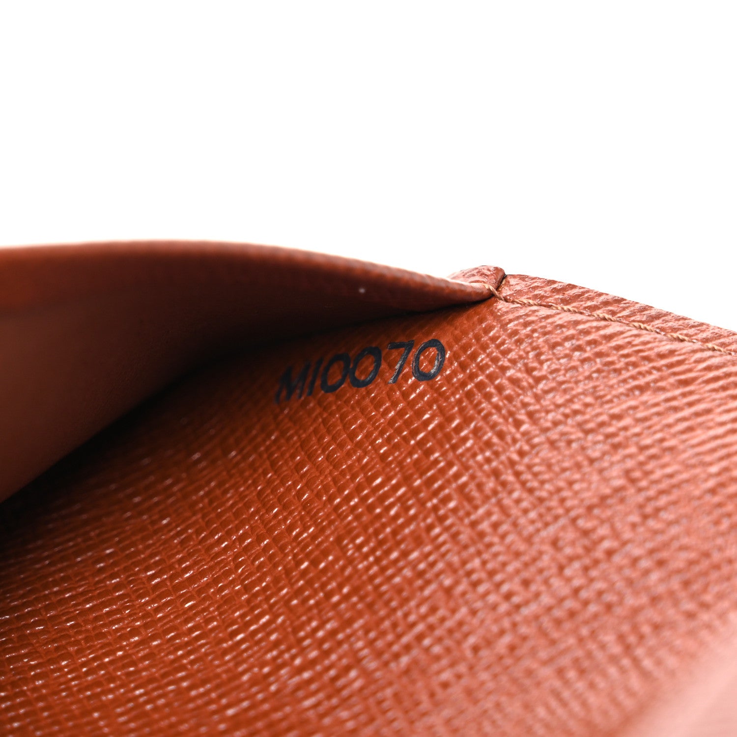 Louis Vuitton Monogram Passport Cover 7 of 7