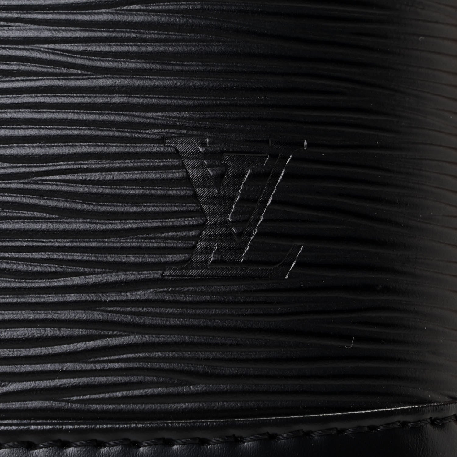 Louis Vuitton Epi Alma BB Black 6 of 14