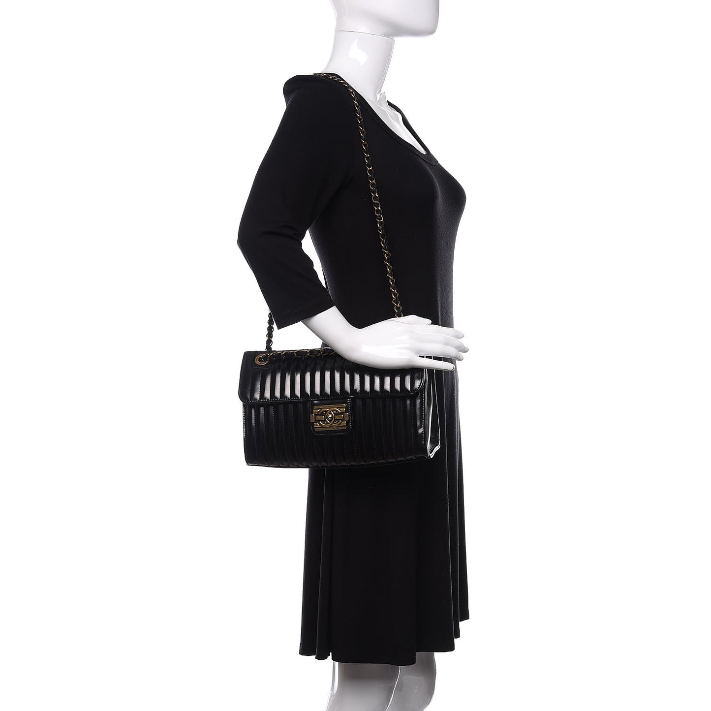 Patent Vertical Quilt Maharaja Express Flap Black