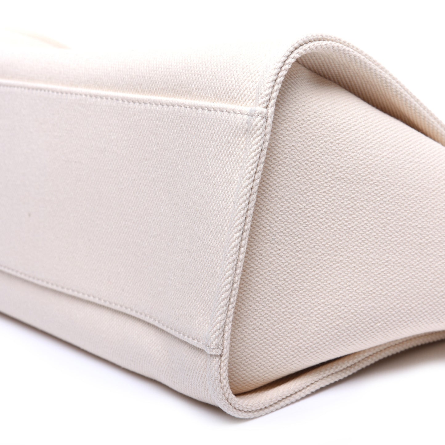 Canvas Pearl Medium Deauville Tote Ecru Beige