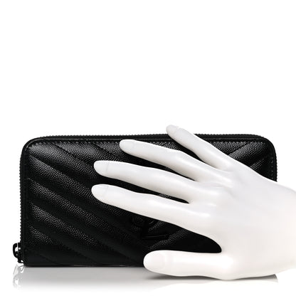 Saint Laurent Grain De Poudre Matelasse Chevron Monogram Monochrome Zip Around Wallet Black 2 of 9