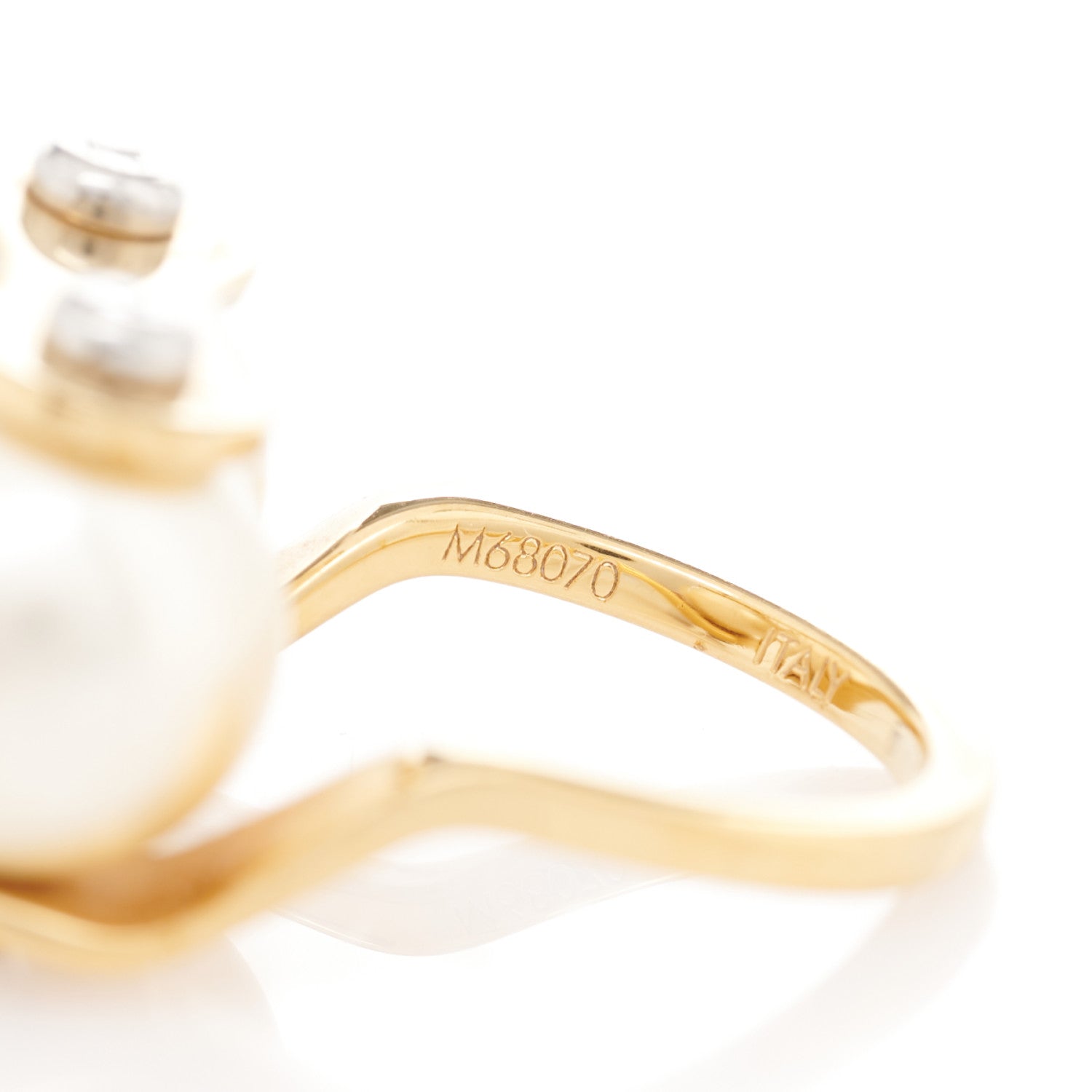 Louis Vuitton Pearl Ring 7.5 5 of 7