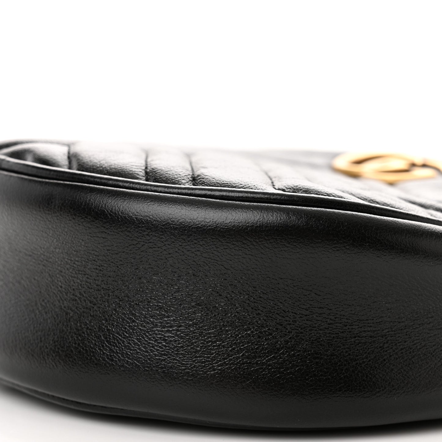 Azalea Calfskin Matelasse Heart Mini GG Marmont Round Shoulder Bag Black