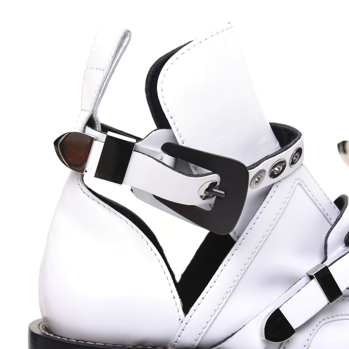 Brushed Calfskin Ceinture Ankle Boots 42 White