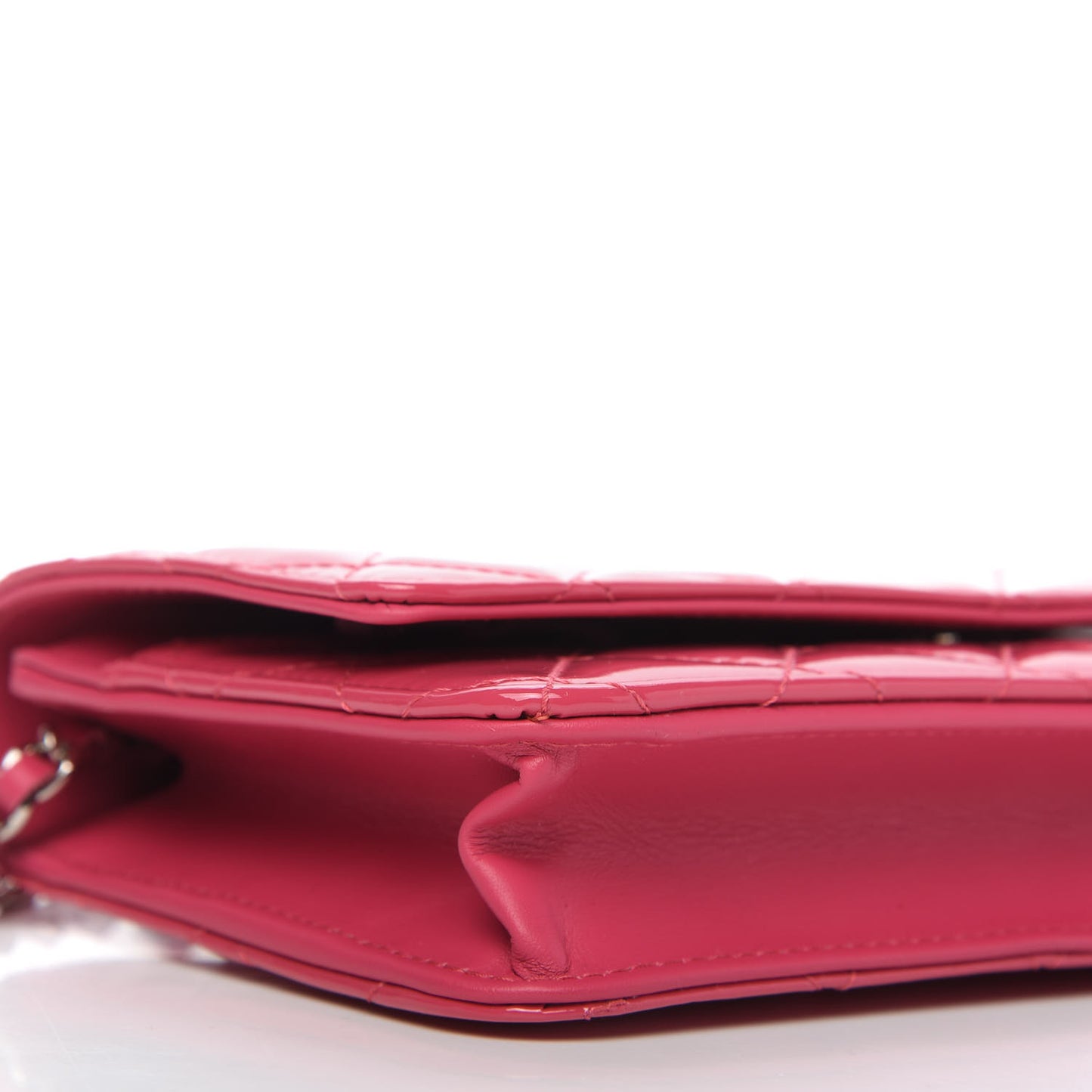 Patent Quilted Wallet On Chain WOC Fuchsia