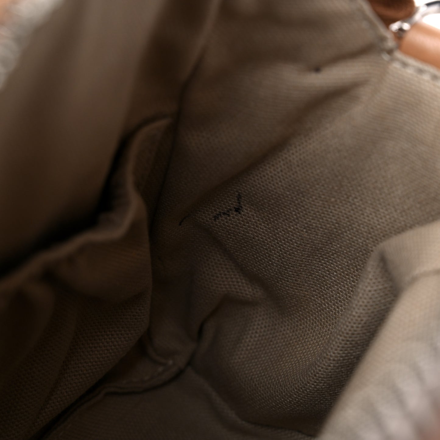 Sugar Goatskin Mini Antigona Light Beige