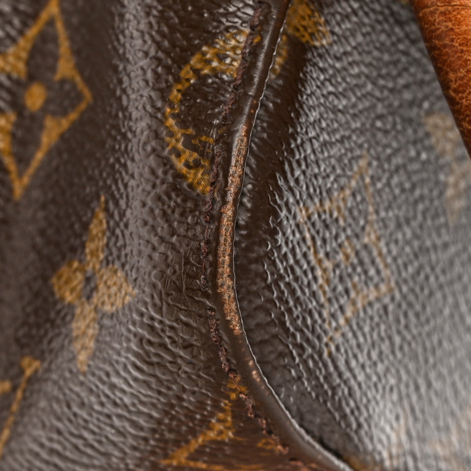 Louis Vuitton Monogram Mini Looping 21 of 26