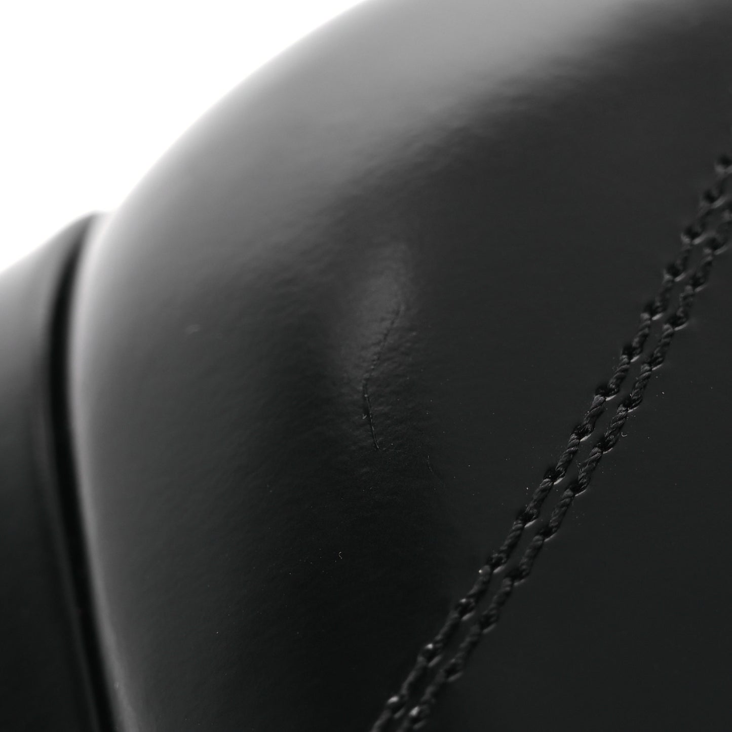 Shiny Calfskin Logo Loafers 37 Black