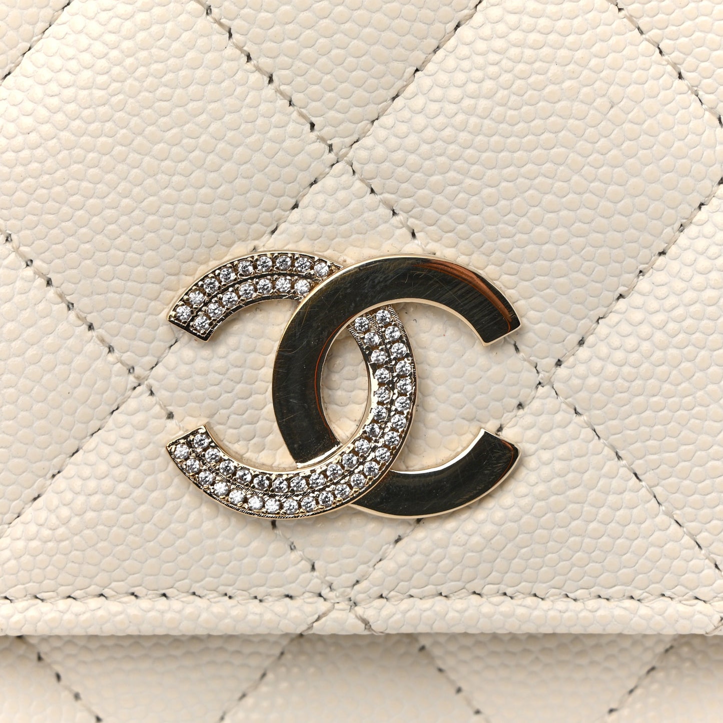Caviar Quilted Crystal CC Wallet On Chain WOC White