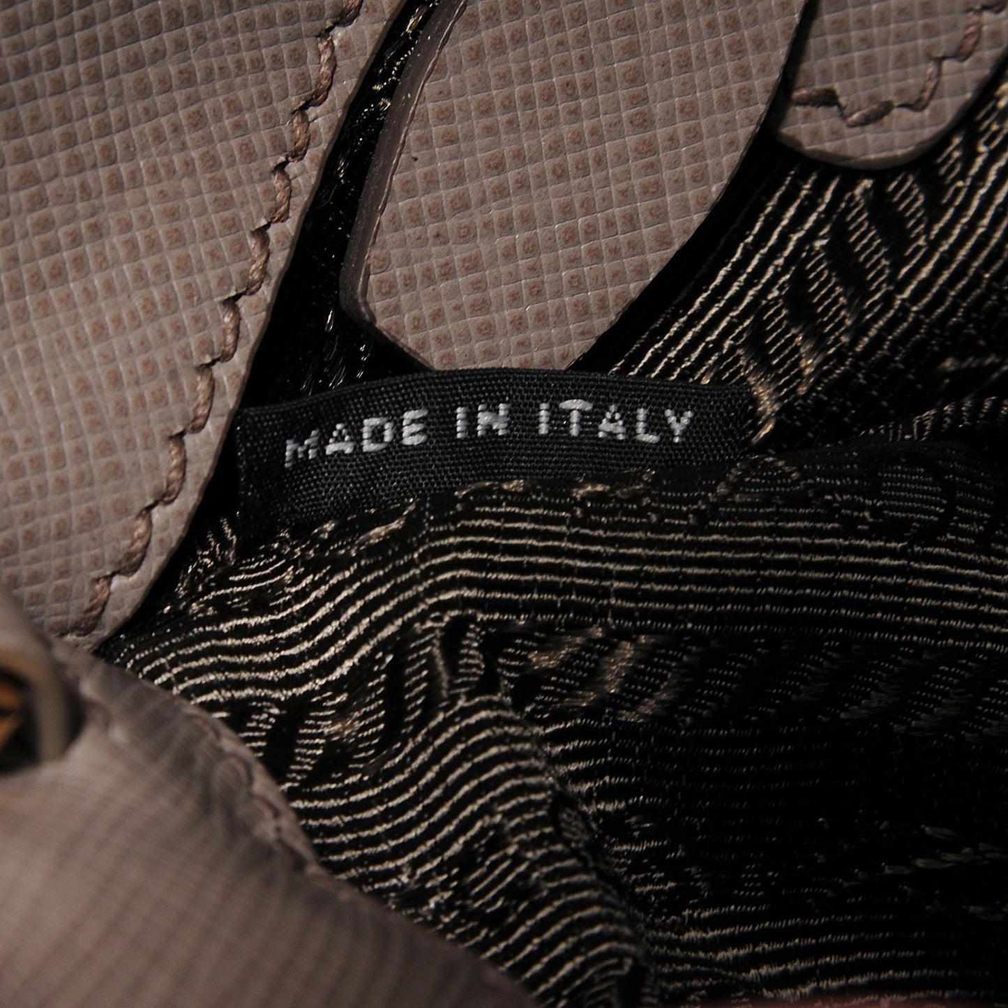 Saffiano Lux Small Double Zip Tote Argilla