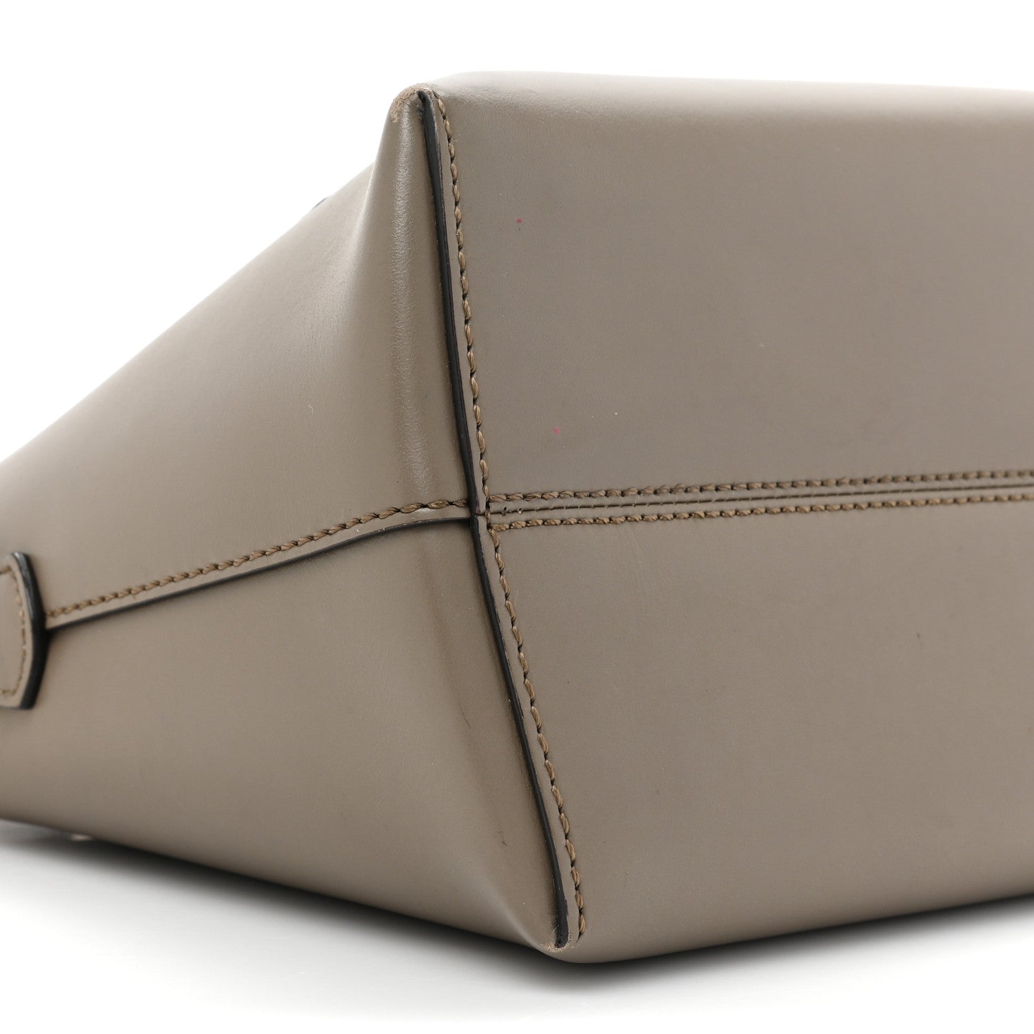 Fendi Vitello King Elaphe Python Print Logo Medium By The Way Boston Bag Tartufo Daisy Roccia 11 of 21