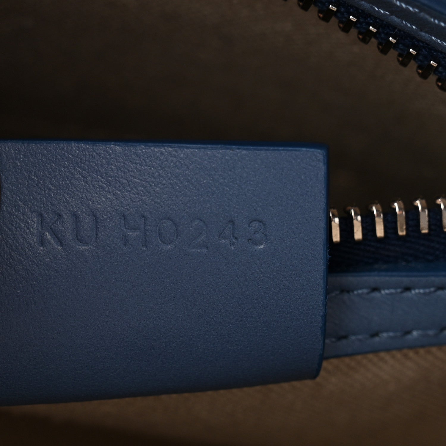 Givenchy Denim Calfskin 4G Mini Antigona Blue 7 of 11
