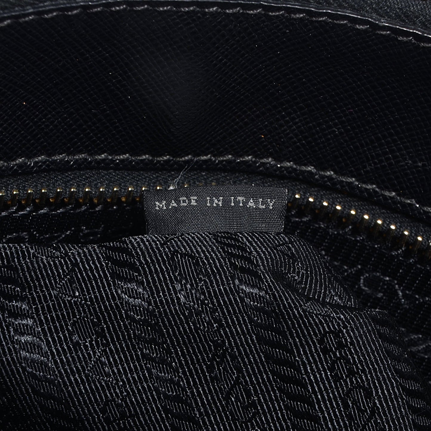 Saffiano Lux Medium Double Zip Tote Nero Black