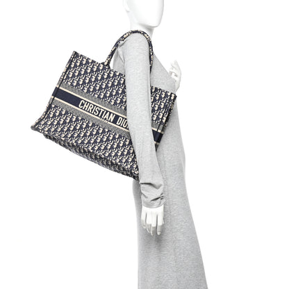 Christian Dior Oblique Large Book Tote Blue Multicolor 2 of 14