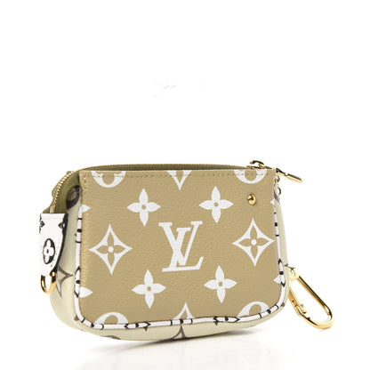 Louis Vuitton Monogram Giant Micro Pochette Accessories Kaki White 2 of 6