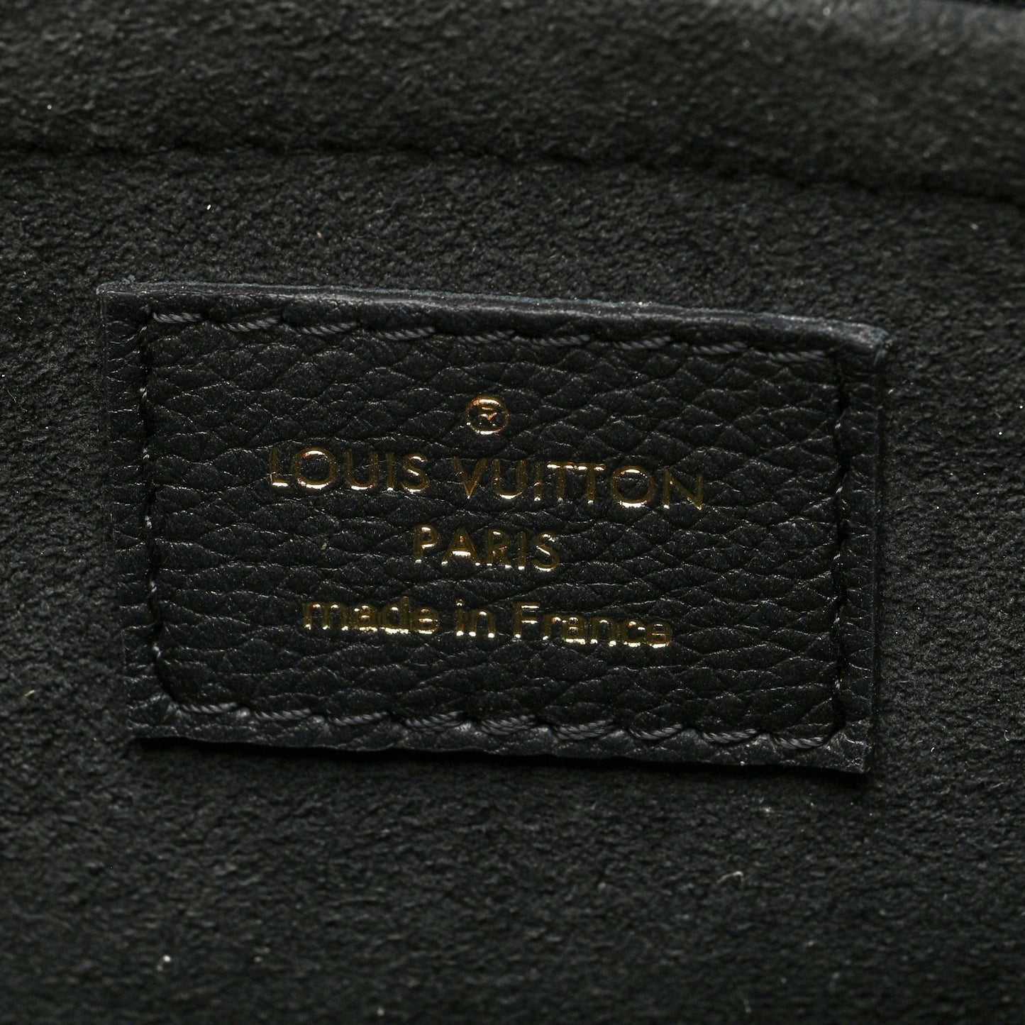 Grained Calfskin Lockme Tender Black