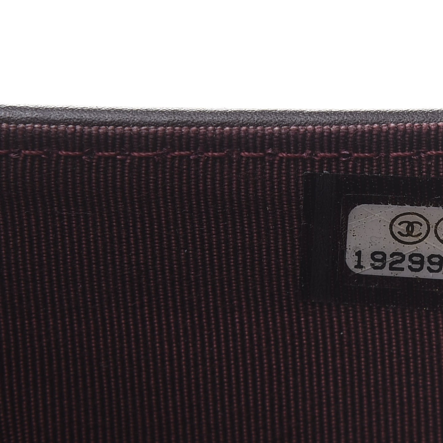 Caviar Quilted Yen Wallet Black