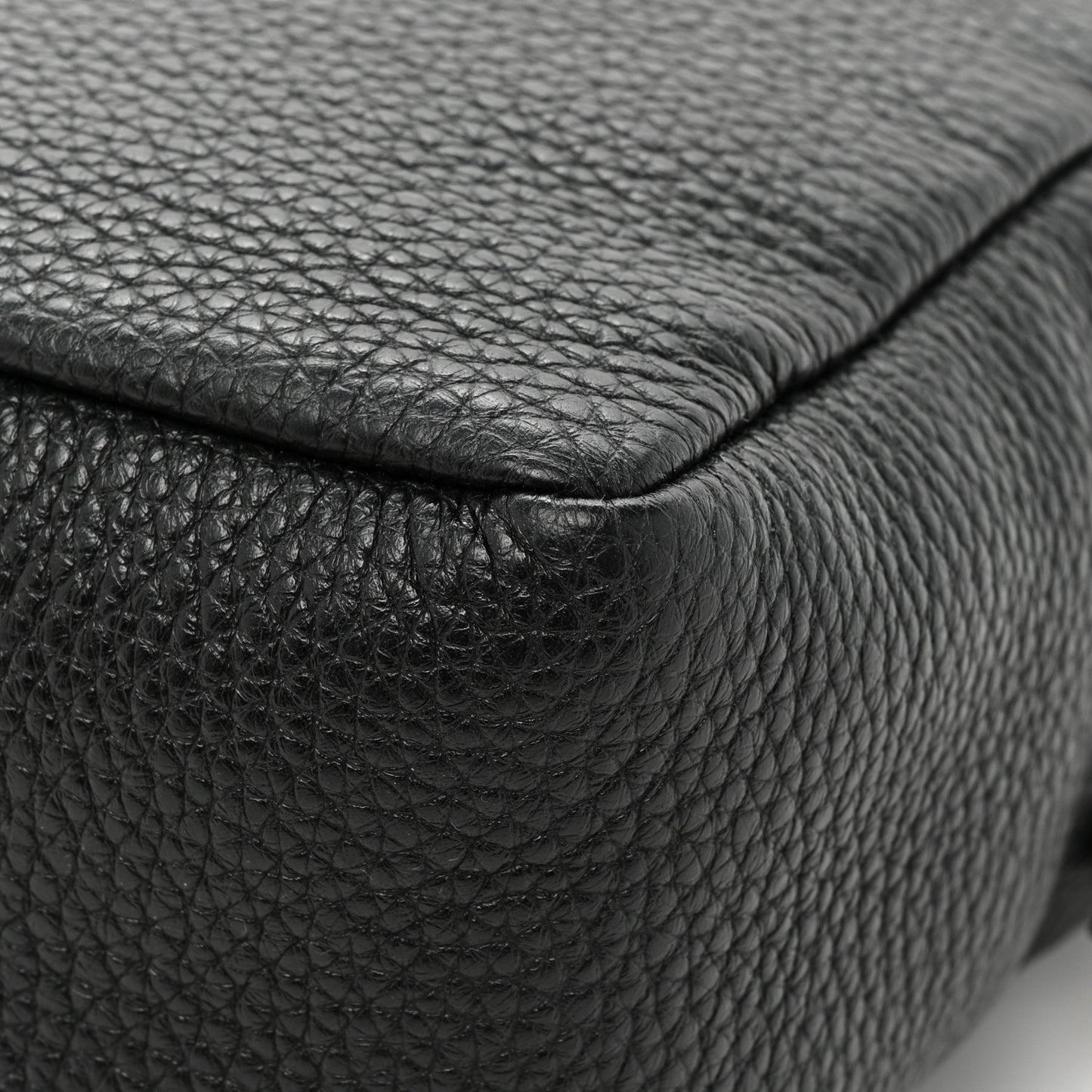 Vitello Daino Soft Medium Double Zip Shoulder Bag Black