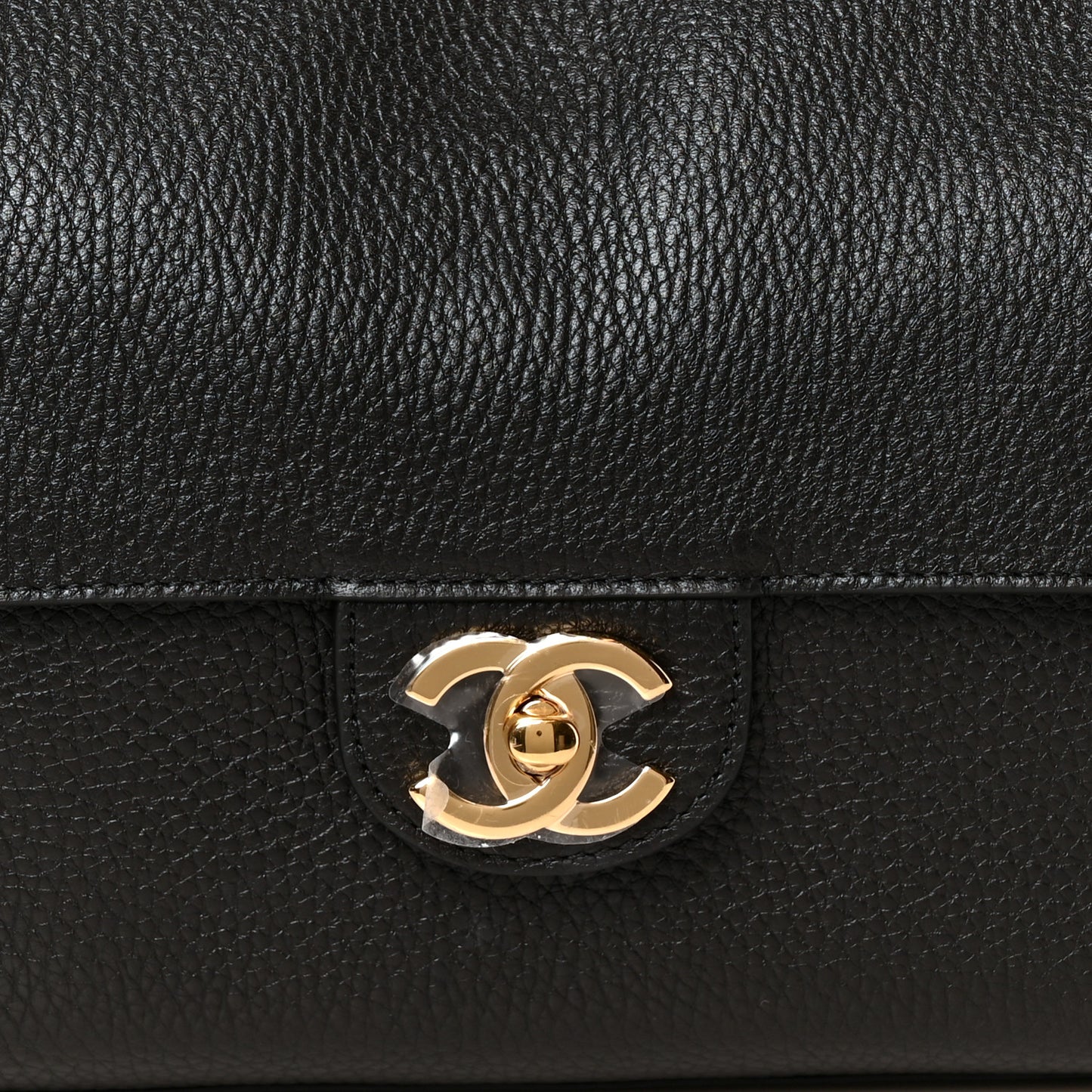 Grained Calfskin Small Souplissimo Maxi Flap Black