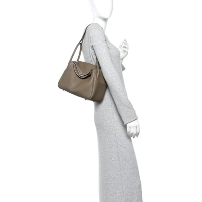 Hermes Taurillon Clemence Lindy 26 Etoupe 2 of 11