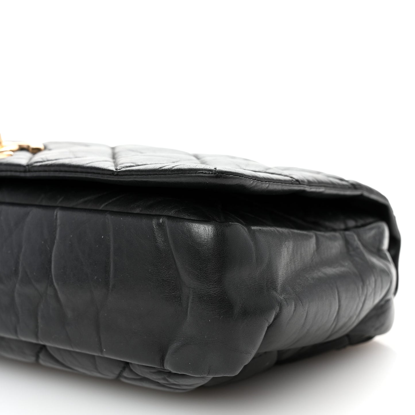 Aged Calfskin Quilted Medium Pondichery Flap Black