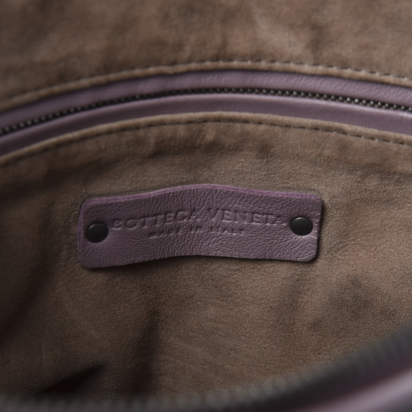Nappa Intrecciato Nodini Crossbody Messenger Violet