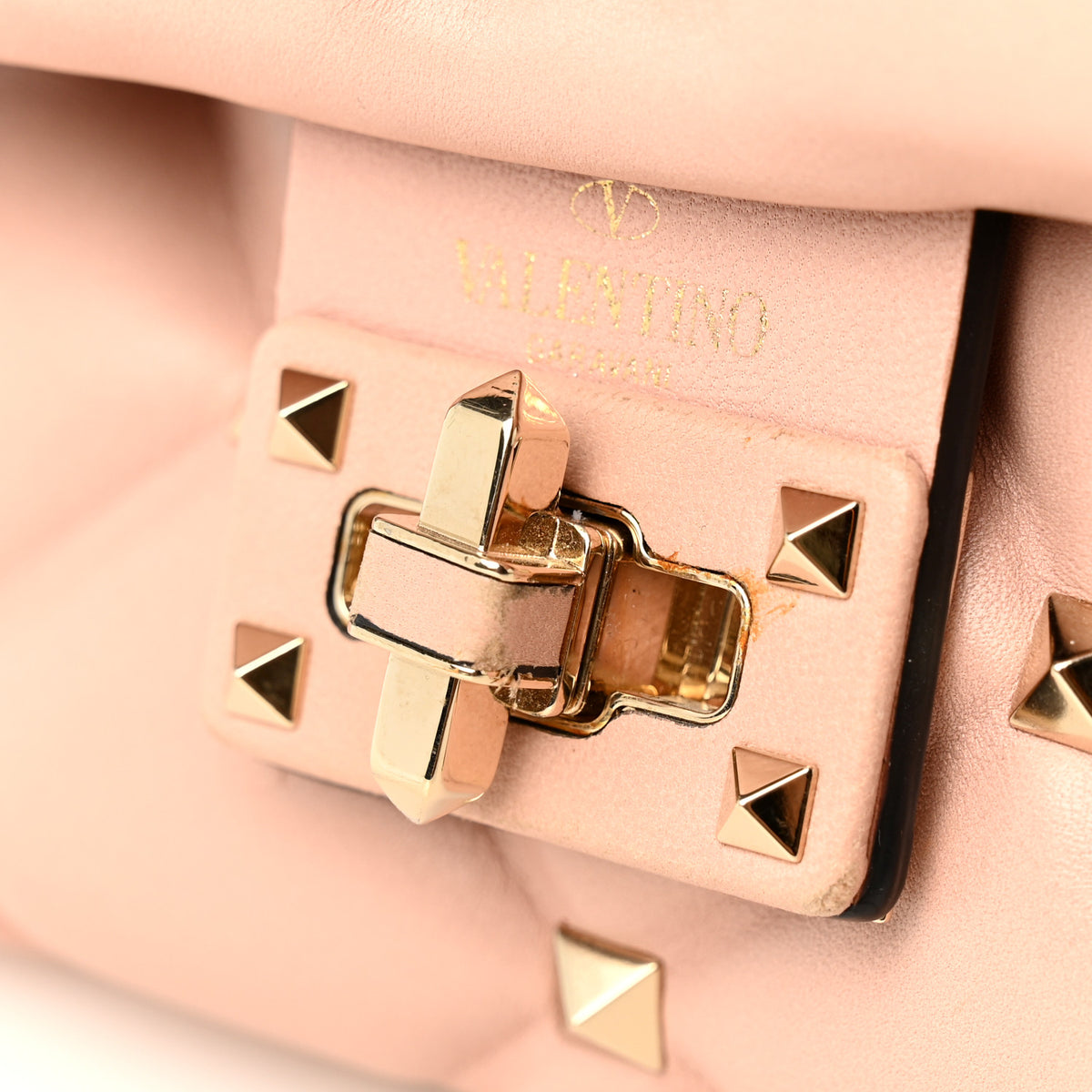 Nappa Medium Candystud Top Handle Bag Poudre