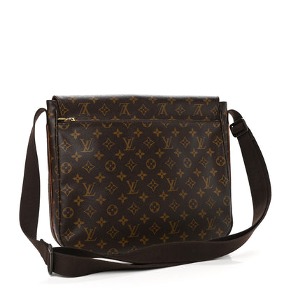 Louis Vuitton Monogram Beaubourg MM Messenger Bag 3 of 11