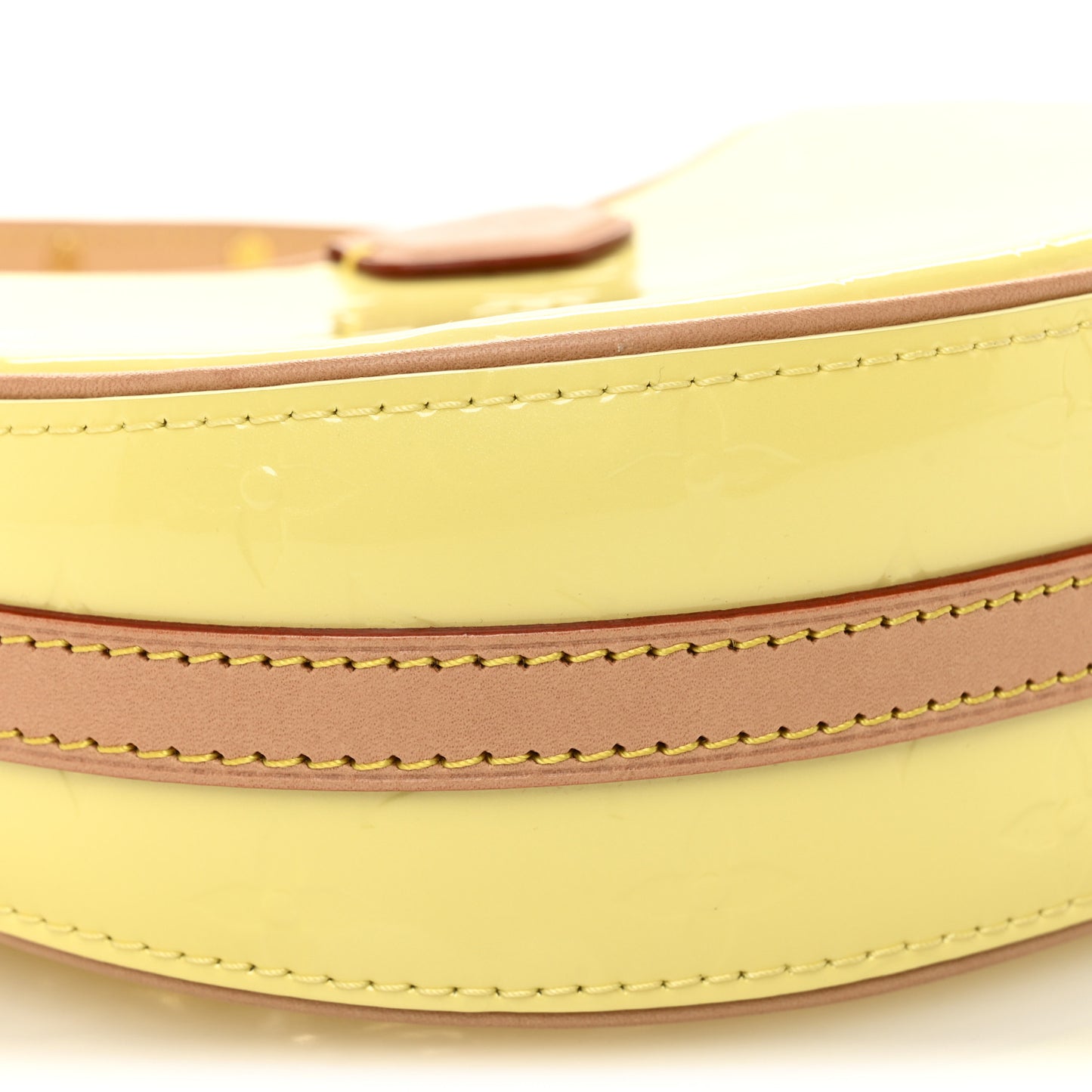 Vernis Croissant PM NM Pochette Chic And Yellow