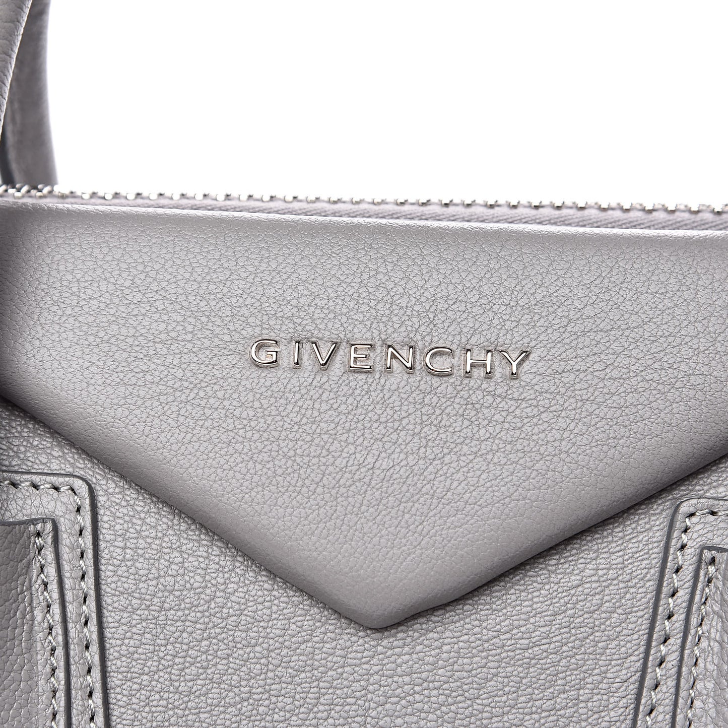 Sugar Goatskin Medium Antigona Pearl Grey