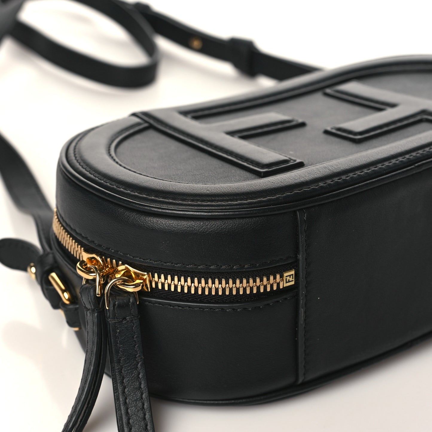 Vitello Grace Matte Mini O'Lock Camera Case Black