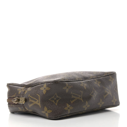 Louis Vuitton Monogram Trousse Toilette 19 4 of 10