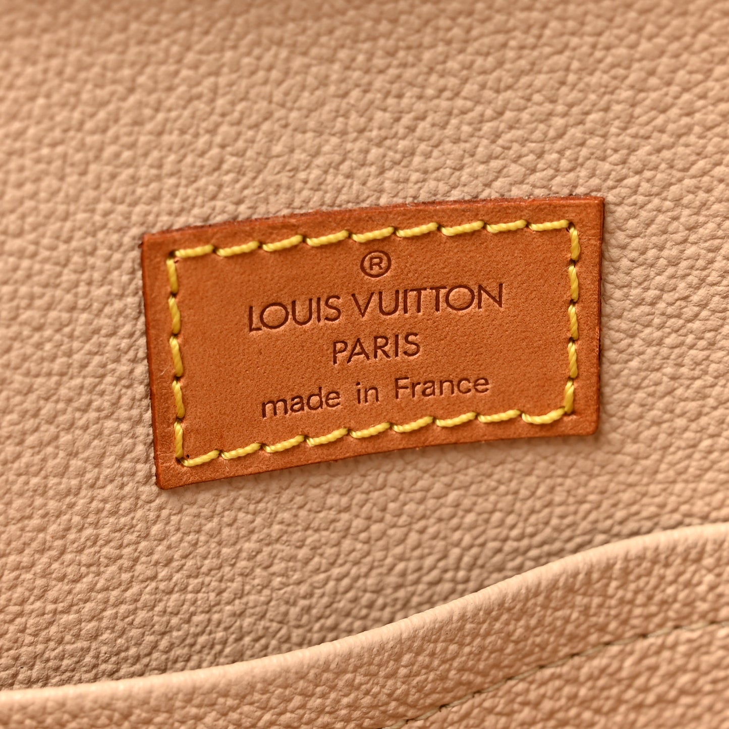 Monogram Sac Plat