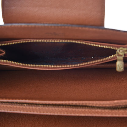 Louis Vuitton Monogram Courcelles 7 of 14