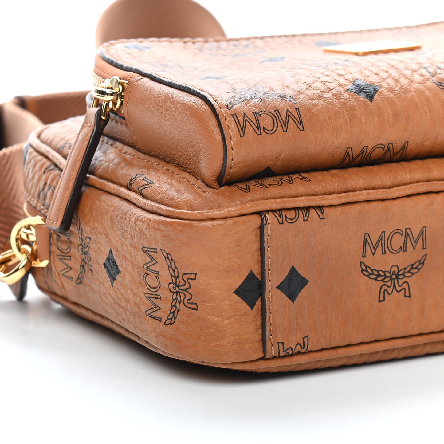 Visetos Camera Crossbody Bag Cognac