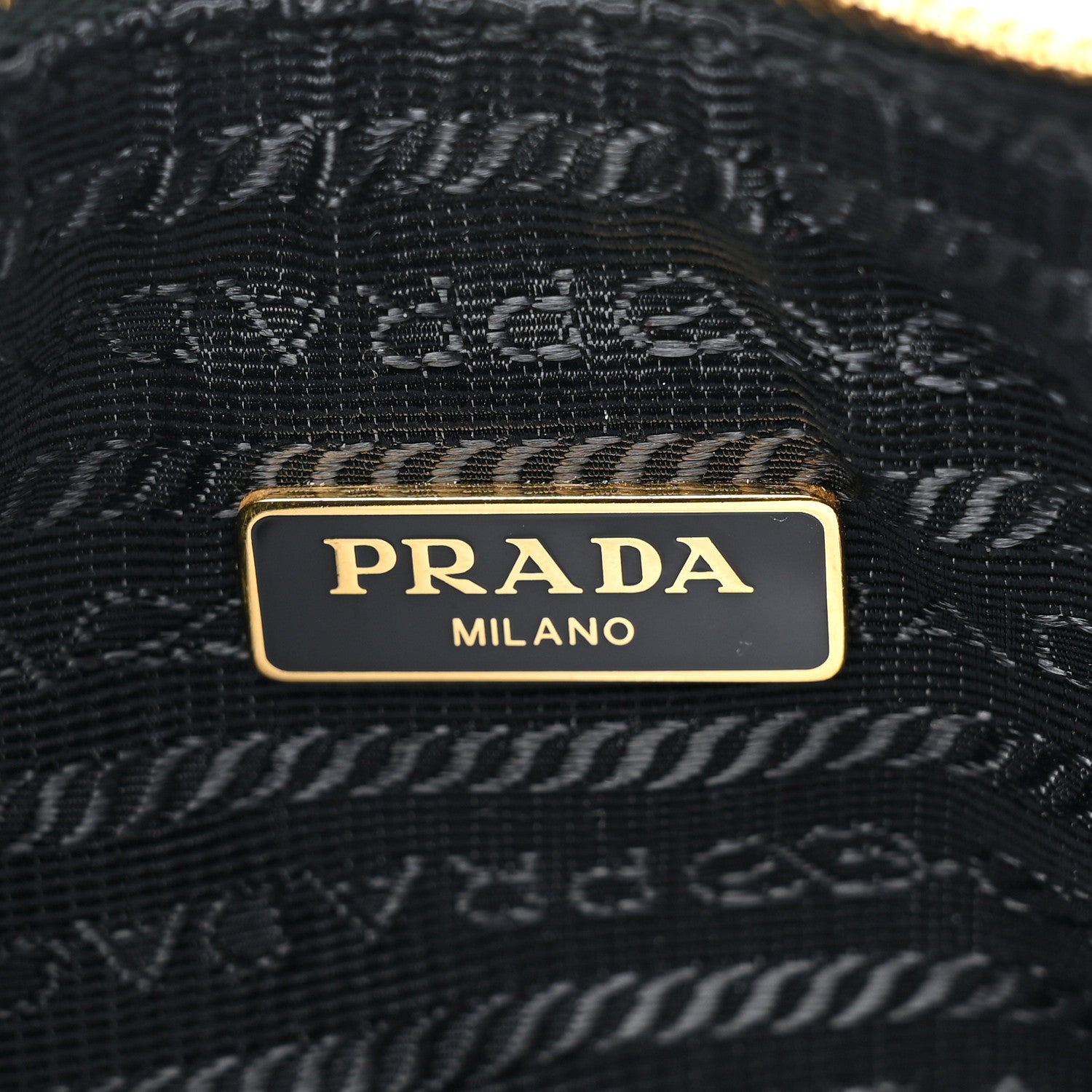 Prada Saffiano Lux Re-Edition 2005 Shoulder Bag Smeraldo 6 of 8