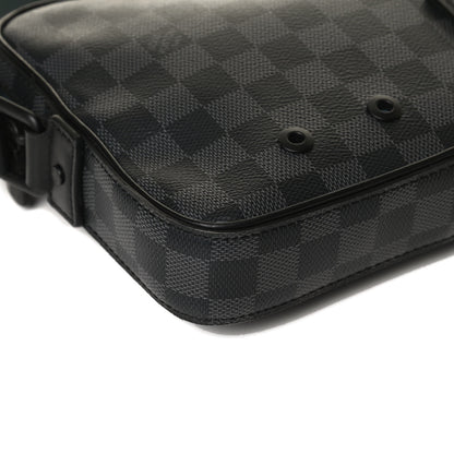 Louis Vuitton Damier Graphite Alpha Messenger Bag 8 of 14
