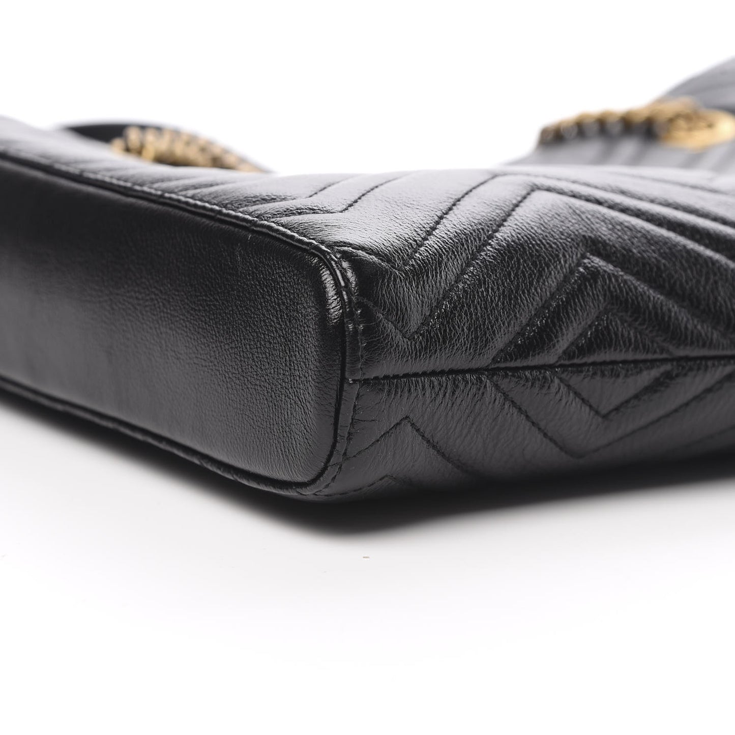 Vintage Calfskin Matelasse Medium GG Marmont Slim Tote Black