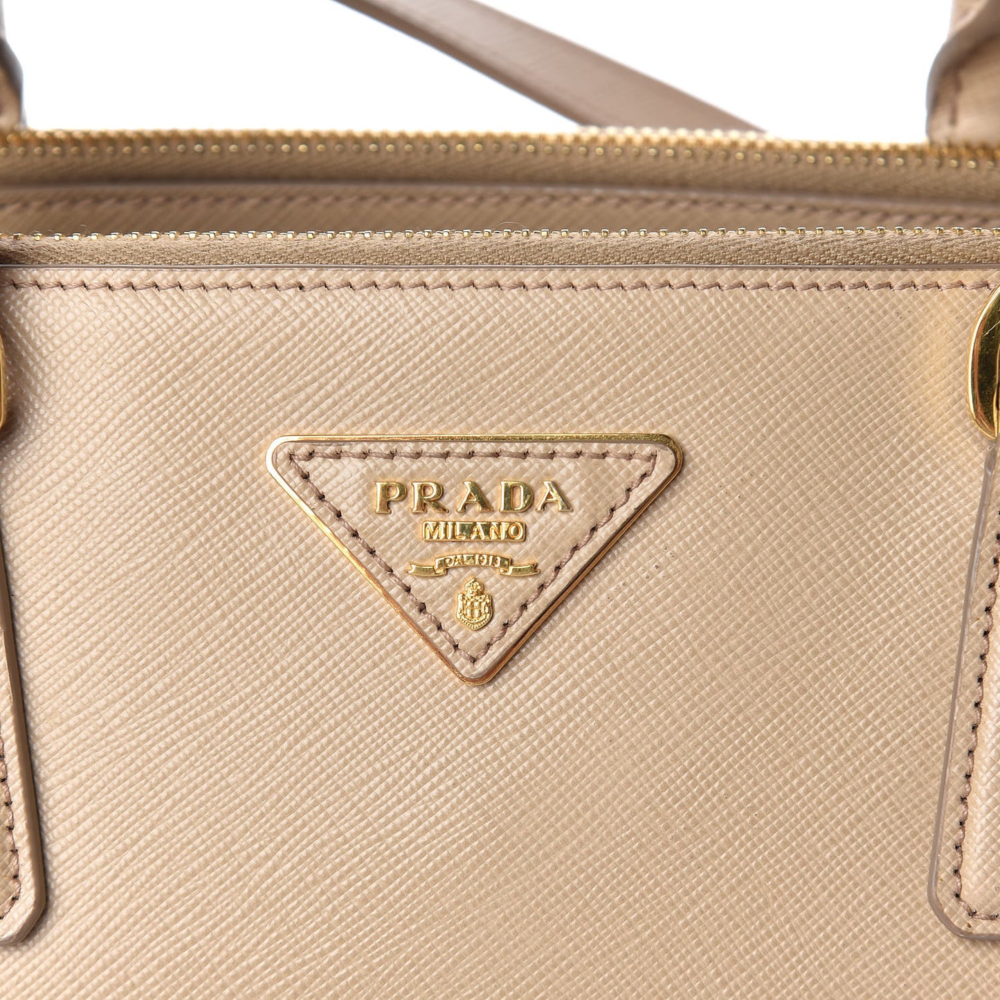 Saffiano Medium Galleria Double Zip Tote Sabbia