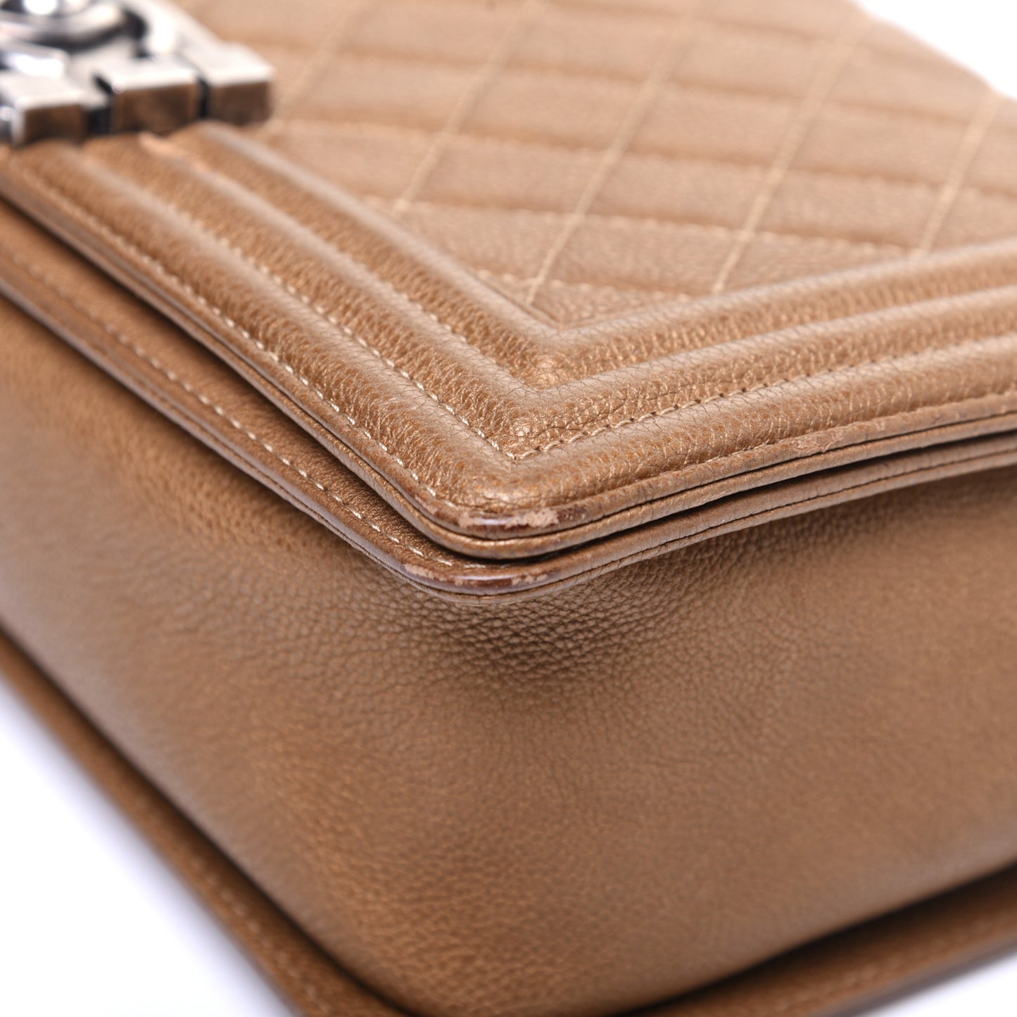 Caviar Quilted Medium Boy Flap Camel